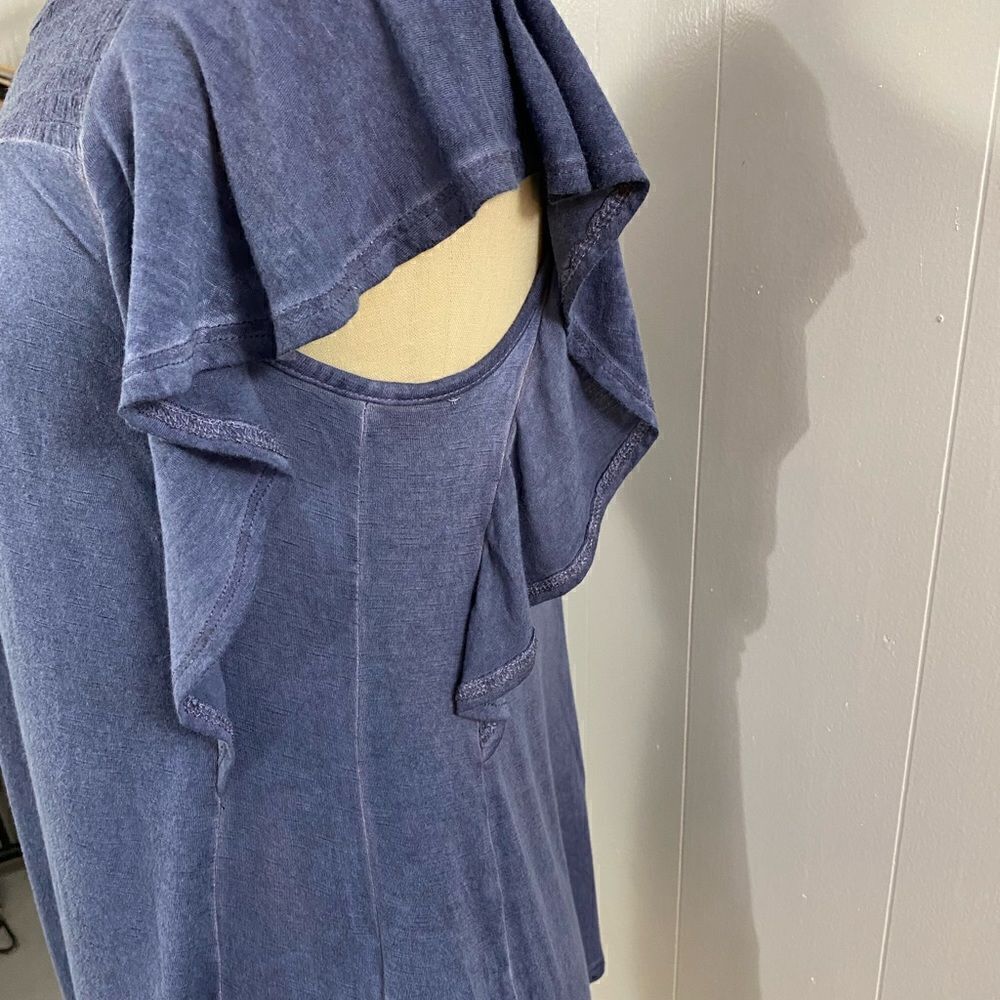 Rewind | Flowy Ruffle Sleeve Top - Picture 12 of 14